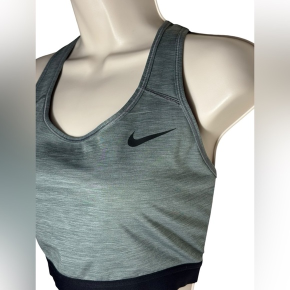 NIKE SWOOSH Women's Medium-Support 1-
Piece Longline Sports Bra grey black 2XX - Picture 2 of 9